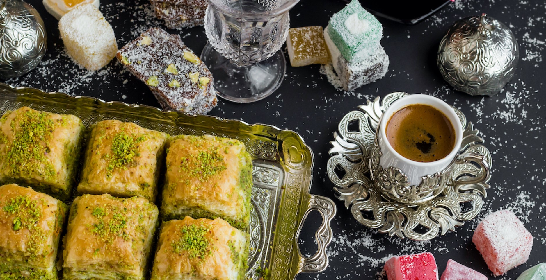 The Coffee Rituals Around the World: From Turkish Delight to Japanese Siphon